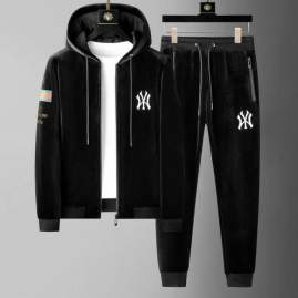 Picture of Gucci Sweater Suits _SKUGucciM-4XL25c0139992
